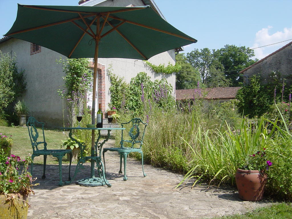 Chez Tartaud Villa Lathus St Remy Værelse billede